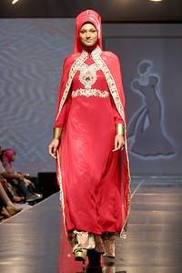 Novia Hertini The Bulqis. Jakarta Fashion & Food Festival 2011 at Ballroom Hotel Harris. Kalapa Gading. Jakarta. [Foto: Mohammad Abduh/Wolipop]