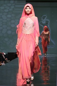 Yuyuk Nurmaisyah Techo Cultural. Jakarta Fashion & Food Festival 2011 at Ballroom Hotel Haris. Kalapa Gading. Jakarta. [Foto: Mohammad Abduh/Wolipop]