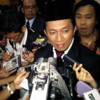 Kemenkominfo Mengaku Tak Kesulitan Lacak SMS Nazaruddin