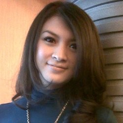 Donita Berencana Nikah Muda 