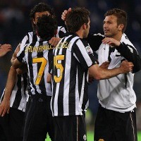 Conte: Juve Tak Perlu Perombakan Total