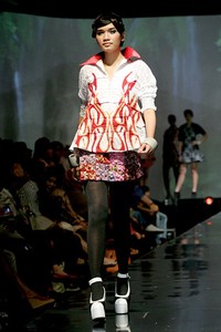 Rendy Hapsanto. Jakarta Fashion & Food Festival 2011 at Ballroom Hotel Harris. Kelapa GAding. Jakarta. [Foto: Mohammad Abduh/Wolipop]