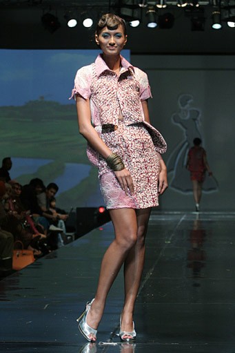 Rendy Hapsanto. Jakarta Fashion & Food Festival 2011 at Ballroom Hotel Harris. Kelapa GAding. Jakarta. [Foto: Mohammad Abduh/Wolipop]