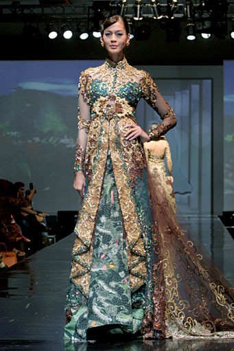 Joko Sasongko. Jakarta Fashion & Food Festival 2011 at Ballroom Hotel Harris. kelapa Gading. Jakarta. [Foto: Mohammad Abduh/Wolipop]