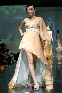 Jimmy Fei-Fei Be Fresh. Jakarta Fashion & Food Festival 2011. Ballroom Hotel Harris. Kelapa Gading. Jakarta. [Foto: Mohammad Abduh/Wolipop]