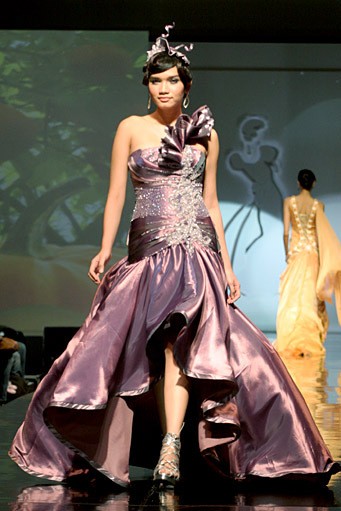 Jimmy Fei-Fei Be Fresh. Jakarta Fashion & Food Festival 2011. Ballroom Hotel Harris. Kelapa Gading. Jakarta. [Foto: Mohammad Abduh/Wolipop]