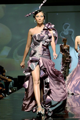 Jimmy Fei-Fei Be Fresh. Jakarta Fashion & Food Festival 2011. Ballroom Hotel Harris. Kelapa Gading. Jakarta. [Foto: Mohammad Abduh/Wolipop]