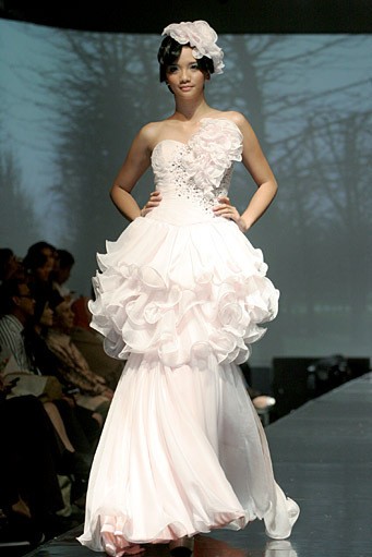 Rebecca Ing Una Mattina di Sole. Jakarta Fashion & Food Festival 2011 at Ballroom Hotel Harris. Kelapa Gading. Jakarta. [Foto: Mohammad Abduh/Wolipop]