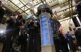 Data Ekonomi Buruk Bikin Lesu Wall Street