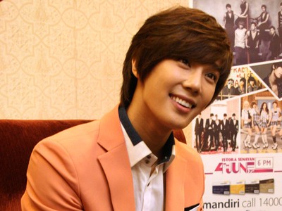 Manisnya Senyum Park Jung Min