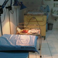 Bayi yang Lahir Tanpa Batok Kepala Meninggal Dunia