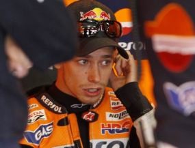 Kecewa Gagal Pole, Stoner Tetap Yakin