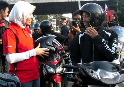 Bagi-bagi Helm SNI Gratis