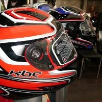 KBC Tertarik Bikin Pabrik Helm di Indonesia