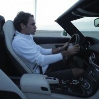 Roger Federer Jinakkan Mercy SLS AMG Roadster