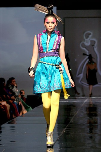 Defrico Audy Rhythm of Tribalism. Jakarta Fashion & Food Festival 2011 at Ballroom Hotel Haris. Kelapa GAding. Jakarta. [Foto: Mohammad Abduh/Wolipop]