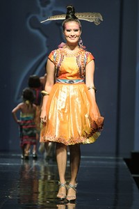 Defrico Audy Rhythm of Tribalism. Jakarta Fashion & Food Festival 2011 at Ballroom Hotel Haris. Kelapa GAding. Jakarta. [Foto: Mohammad Abduh/Wolipop]