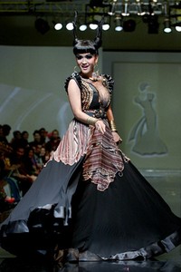 Defrico Audy Rhythm of Tribalism. Jakarta Fashion & Food Festival 2011 at Ballroom Hotel Haris. Kelapa GAding. Jakarta. [Foto: Mohammad Abduh/Wolipop]