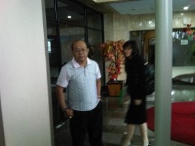 Hakim Syarifuddin Mulai Bicara dan Berani Tampakkan Wajah