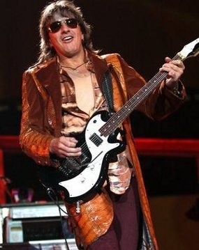 Kelar Rehab, Richie Sambora Langsung Ikut Tur Bon Jovi