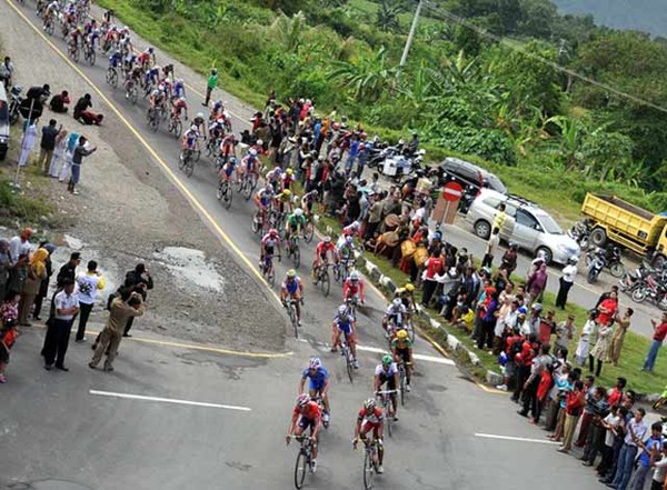 Tour de Singkarak, Balap Sepeda Bumbu Wisata