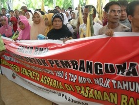 300 Petani Sumbar Minta Pemprov Selesaikan Konflik dengan Perkebunan