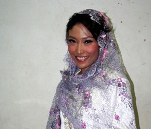 Zumi Zola Campakkan Ayu Dewi Karena Gadis Jambi?