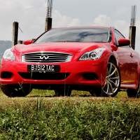 Coupe Infiniti G37S, Asyiknya Dipakai Ngebut