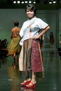 Dina Midiani Simply Irresistible of Tapanuli. Jakarta Fashion & Food Festival 2011 at Ballroom Hotel Harris. Kelapa Gading. Jakarta. [Foto: Mohammad Abduh/Wolipop]