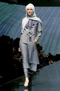 Nerissa by Nieta Hidayani. Jakarta Fashion & Food Festival 2011. Ballroom Hotel Harris. Kelapa Gading. Jakarta. [Foto: Mohammad Abduh/Wolipop]