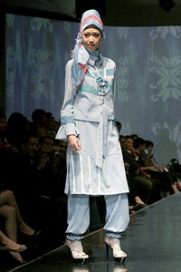 Nerissa by Nieta Hidayani. Jakarta Fashion & Food Festival 2011. Ballroom Hotel Harris. Kelapa Gading. Jakarta. [Foto: Mohammad Abduh/Wolipop]