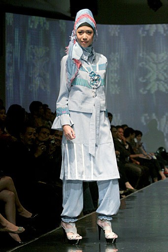 Nerissa by Nieta Hidayani. Jakarta Fashion & Food Festival 2011. Ballroom Hotel Harris. Kelapa Gading. Jakarta. [Foto: Mohammad Abduh/Wolipop]