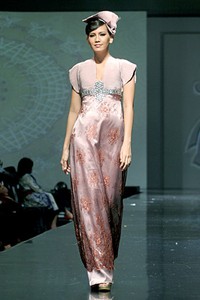 Handy Hartono Unforgetable H2. Jakarta Fashion & Food Festival 2011 at Ballroom Hotel Harris. Kelapa GAding. Jakarta. [Foto: Mohammad Abduh/Wolipop]