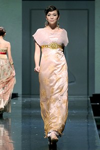 Handy Hartono Unforgetable H2. Jakarta Fashion & Food Festival 2011 at Ballroom Hotel Harris. Kelapa GAding. Jakarta. [Foto: Mohammad Abduh/Wolipop]