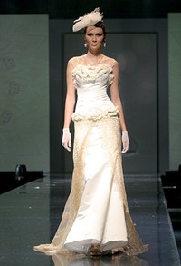 Handy Hartono Unforgetable H2. Jakarta Fashion & Food Festival 2011 at Ballroom Hotel Harris. Kelapa GAding. Jakarta. [Foto: Mohammad Abduh/Wolipop]