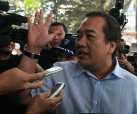 Dudhie Makmun Murod Bebas Bersyarat