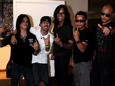 Rocker Kasarung, Band Baru Ferdy Eks Element