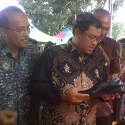 Omzet Sepatu Cibaduyut Capai Rp 23 Miliar Setahun