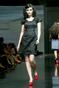 Musa Widyatmodjo The Luric [She] ll. Jakarta Fashion & Food Festival 2011 at Ballroom Hotel Harris. Kelapa Gading. Jakarta. [Foto: Mohammad Abduh/Wolipop]