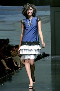 Musa Widyatmodjo The Luric [She] ll. Jakarta Fashion & Food Festival 2011 at Ballroom Hotel Harris. Kelapa Gading. Jakarta. [Foto: Mohammad Abduh/Wolipop]