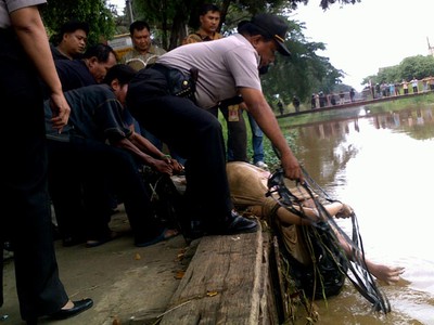 Mayat Ditemukan di Pintu Air Kalimalang