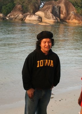 Menapaki Jejak-jejak Laskar Pelangi