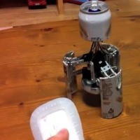 Kaleng Bir Bertransformasi Jadi Robot 