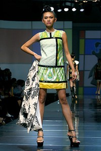 Didi Budiardjo Juxtapose. Jakarta Fashion & Food Festival 2011. Hotel Harris. Kelapa Gading. Jakarta. [Foto: Mohammad Abduh/Wolipop]