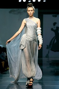 Didi Budiardjo Juxtapose. Jakarta Fashion & Food Festival 2011. Hotel Harris. Kelapa Gading. Jakarta. [Foto: Mohammad Abduh/Wolipop]