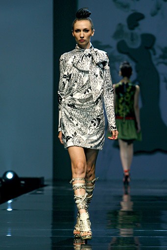 Didi Budiardjo Juxtapose. Jakarta Fashion & Food Festival 2011. Hotel Harris. Kelapa Gading. Jakarta. [Foto: Mohammad Abduh/Wolipop]