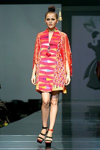 Didi Budiardjo Juxtapose. Jakarta Fashion & Food Festival 2011. Hotel Harris. Kelapa Gading. Jakarta. [Foto: Mohammad Abduh/Wolipop]