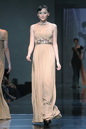 Votum by Sebastian Gunawan Up Town Girl. Jakarta Fashion & Food Festival 2011 at Ballroom Hotel Harris. Jakarta. [Foto: Mohammad Abduh/Wolipop]