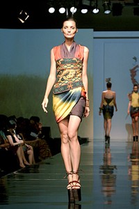 INCULTURATION by Adrian Gan Patola Kamba Menandang. Jakarta Fashion & Food Festival 2011. Hotel Harris. Kelapa Gading. Jakarta. [Foto: Mohammad Abduh/Wolipop]