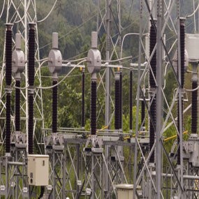 Jalankan Pembangkit, PLN Butuh Rp 81 Triliun di 2012